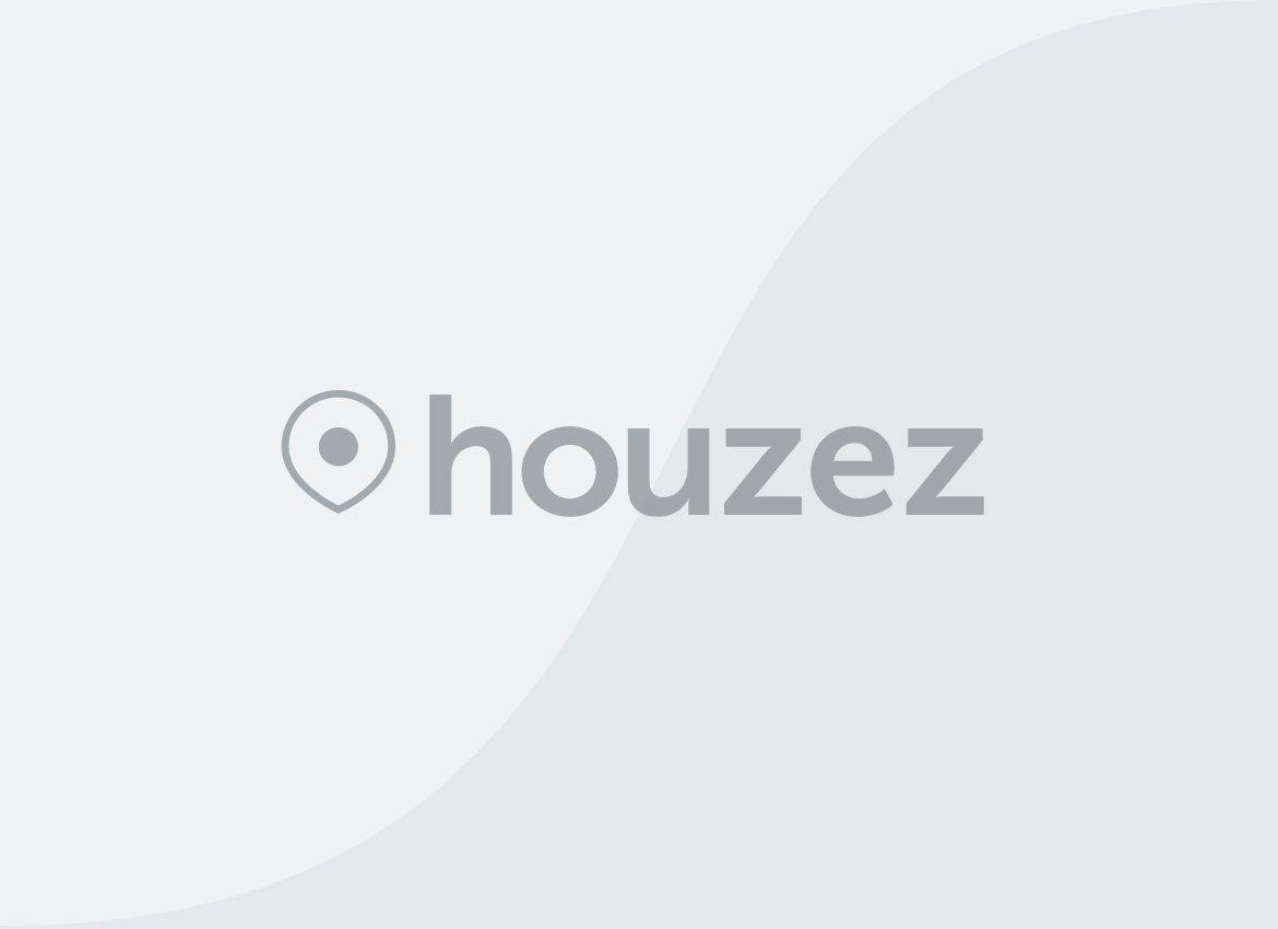 AMBIENT BIZNESI ME QERA 216 M2 KOMBINAT 600 EURO