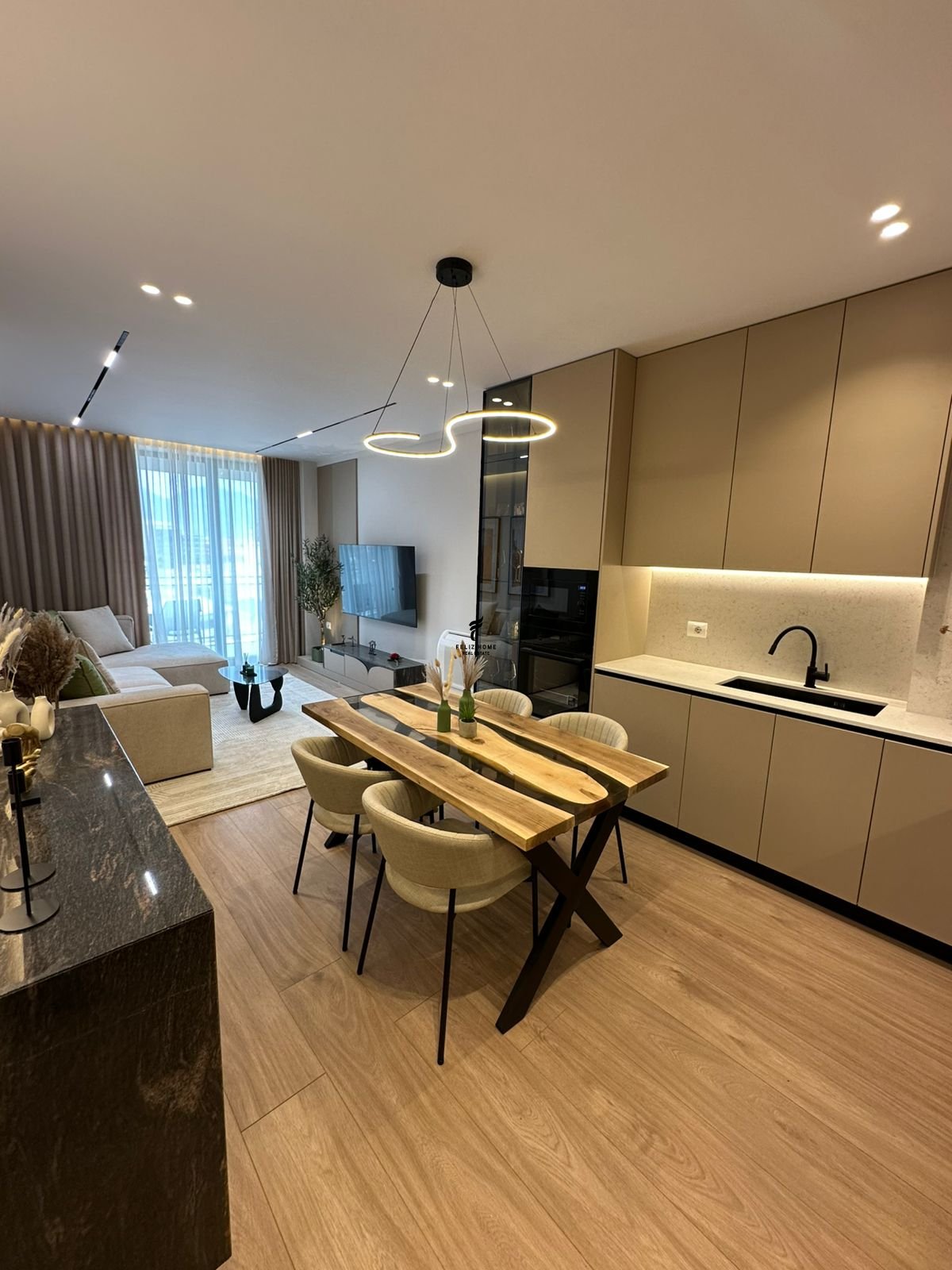 WhatsApp Image 2026-04-01 at 15.07.23 (1)